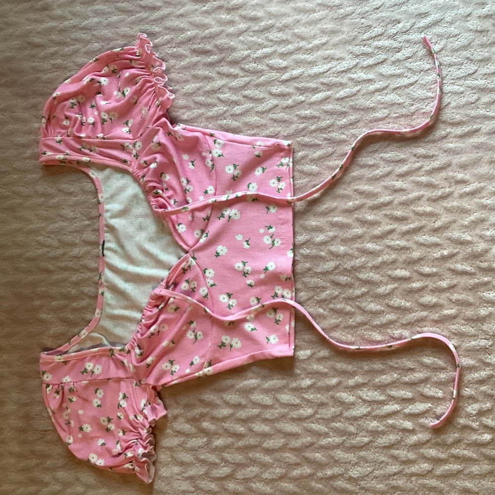 Cropped pink floral T, Size: S, tie up top